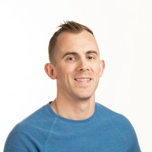 Alex Lewis Headshot Photo